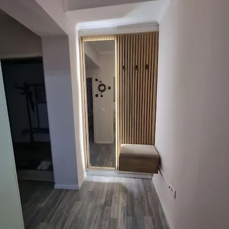 Comfort * Tirana